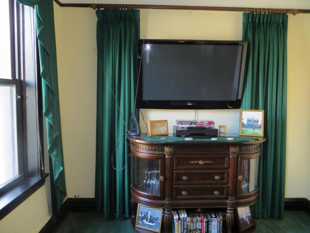شيكاغو The Polo Inn Bridgeport U.S.A. المظهر الخارجي الصورة